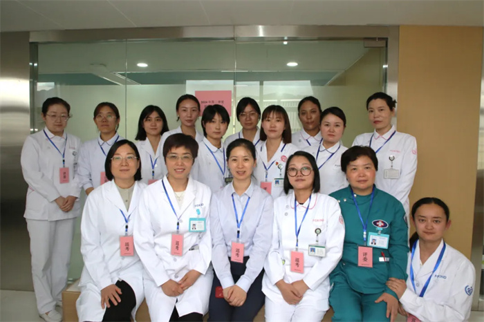 強(qiáng)基礎(chǔ) 提能力——西藏阜康醫(yī)院2024年第二季度護(hù)理技術(shù)操作考試圓滿結(jié)束